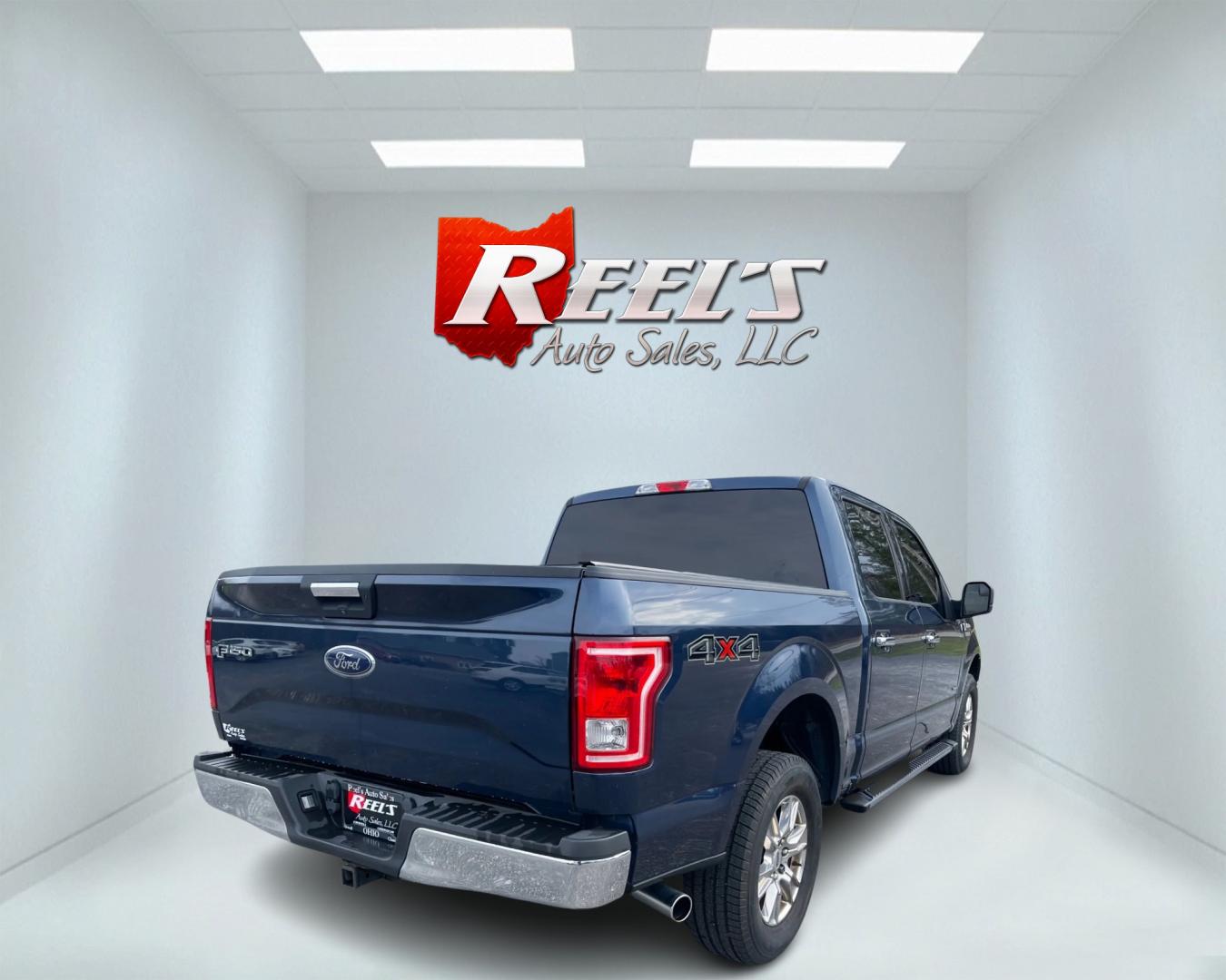 2016 Blue /Gray Ford F-150 XLT SuperCrew 5.5-ft. Bed 4WD (1FTEW1EG9GF) with an 3.5L V6 DOHC 24V TWIN TURBO engine, Automatic transmission, located at 547 E. Main St., Orwell, OH, 44076, (440) 437-5893, 41.535435, -80.847855 - Photo#4